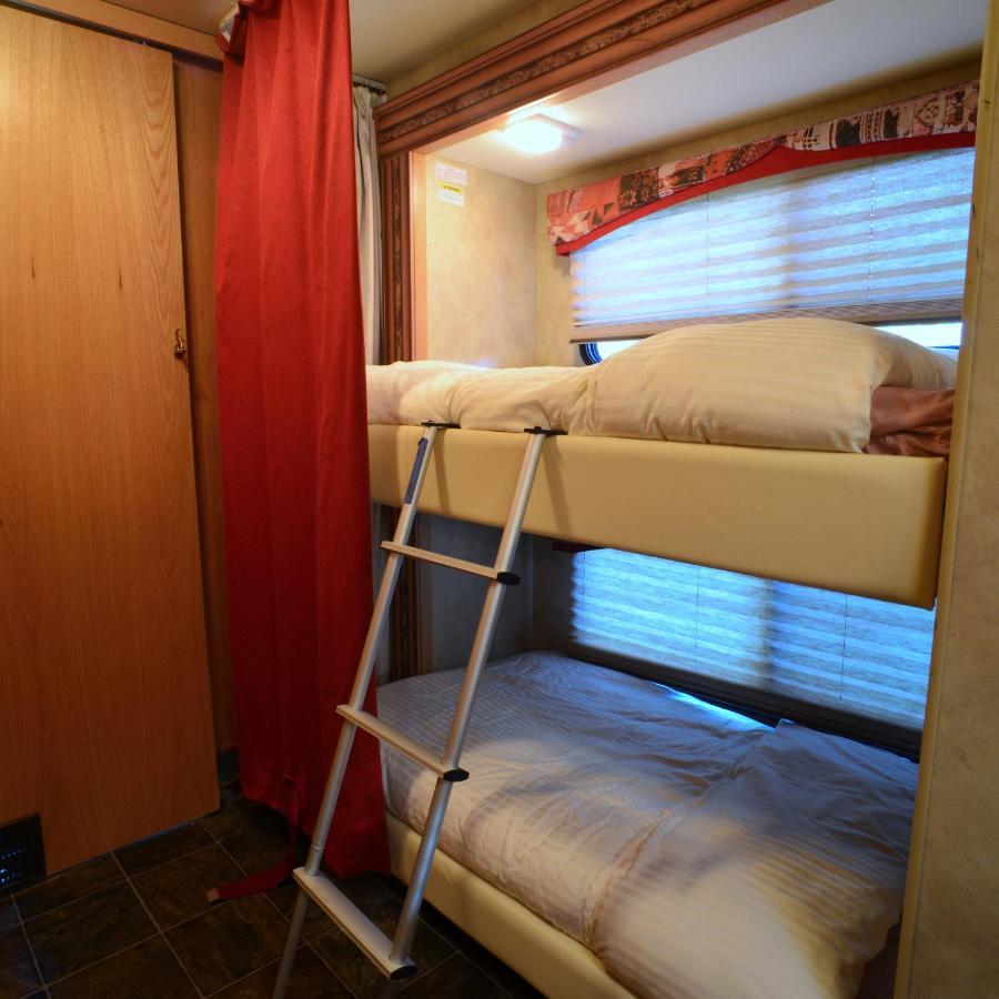 Luxury American Rv With Hot Tub West Chiltington Bagian luar foto
